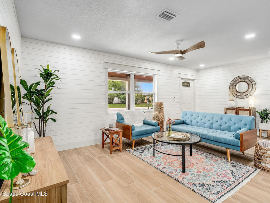 1670 S Harbor Drive, Merritt Island, FL 32952