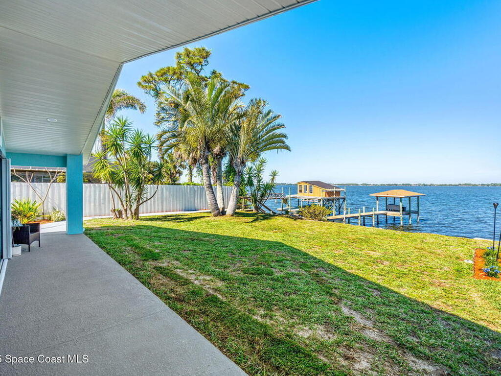 4527 Coquina Ridge Drive, Melbourne, FL 32935