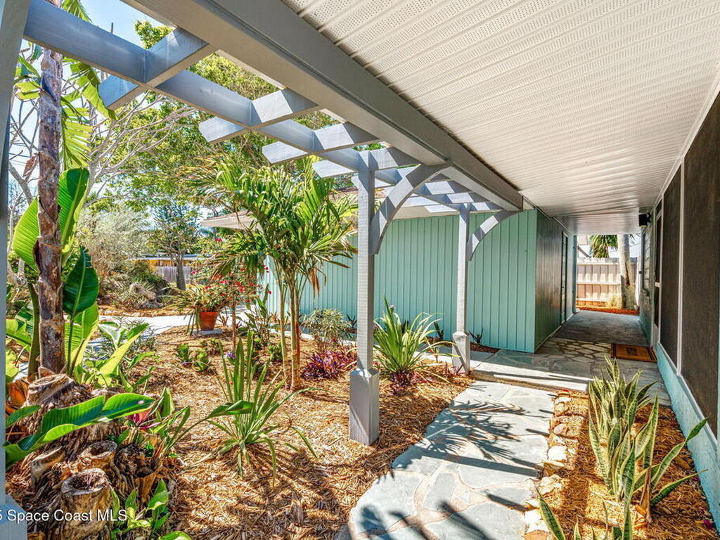 4527 Coquina Ridge Drive, Melbourne, FL 32935