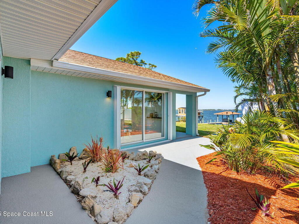 4527 Coquina Ridge Drive, Melbourne, FL 32935