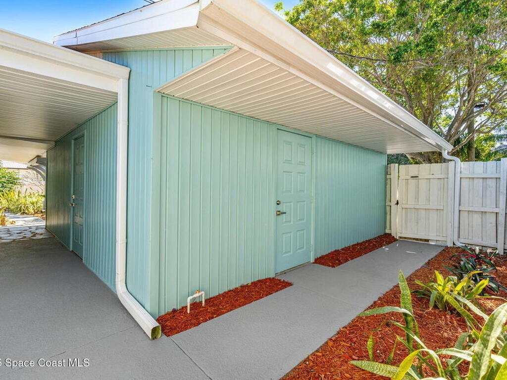 4527 Coquina Ridge Drive, Melbourne, FL 32935