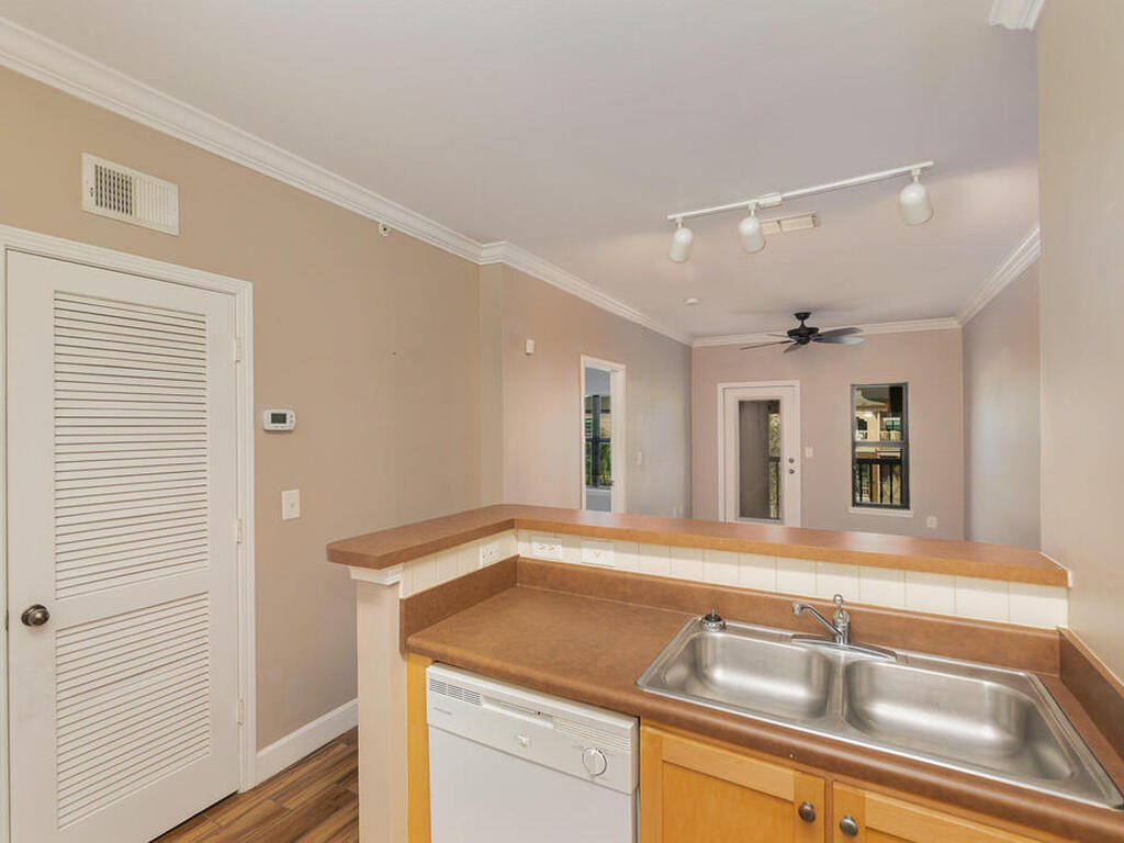 6440 Borasco Drive, Melbourne, FL 32940
