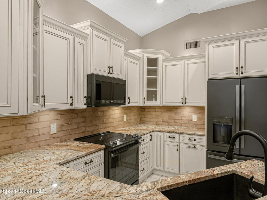 523 Hidden Hollow Drive, Merritt Island, FL 32952