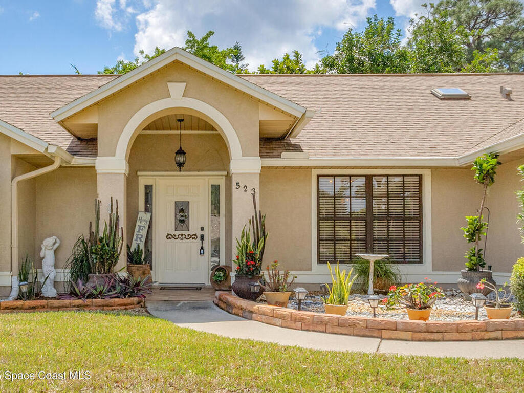 523 Hidden Hollow Drive, Merritt Island, FL 32952