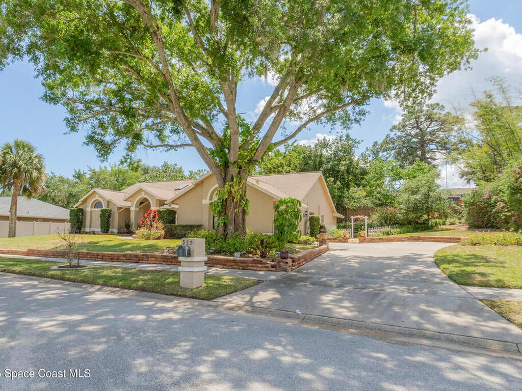 523 Hidden Hollow Drive, Merritt Island, FL 32952