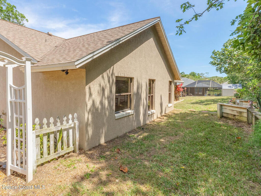 523 Hidden Hollow Drive, Merritt Island, FL 32952