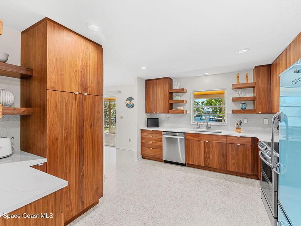407 Driftwood Avenue, Melbourne Beach, FL 32951