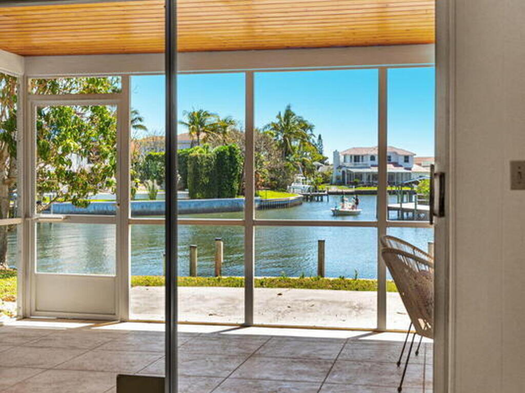 407 Driftwood Avenue, Melbourne Beach, FL 32951