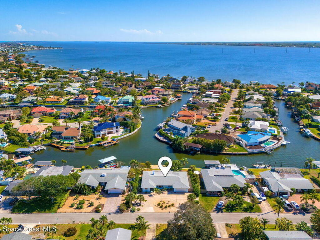 407 Driftwood Avenue, Melbourne Beach, FL 32951