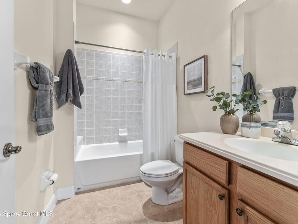 4240 Alamanda Key Drive, Melbourne, FL 32901