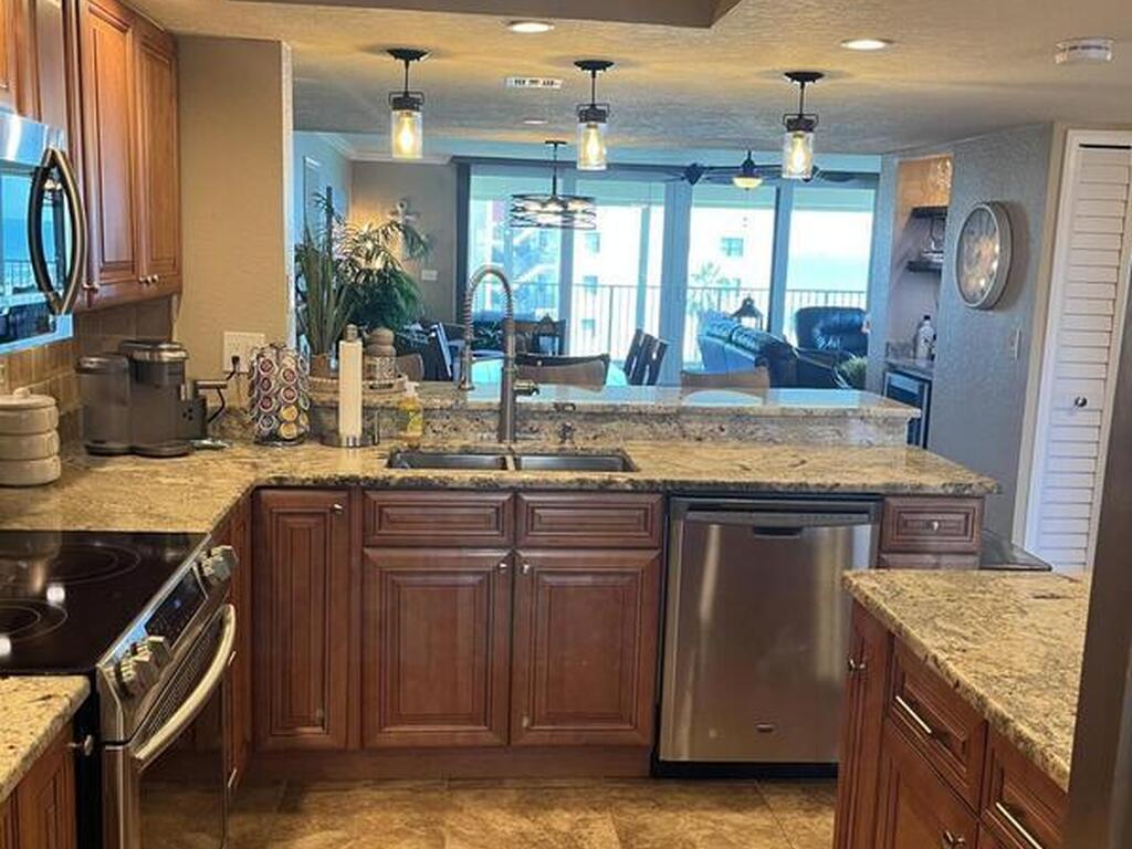 840 N Atlantic Avenue, Cocoa Beach, FL 32931