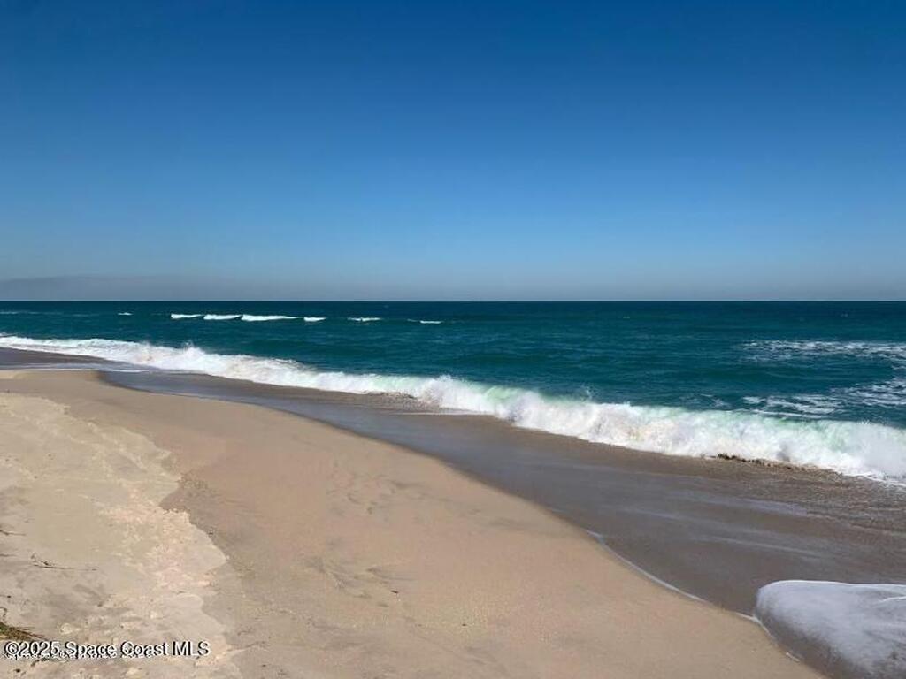 7144 Floridana Avenue, Melbourne Beach, FL 32951