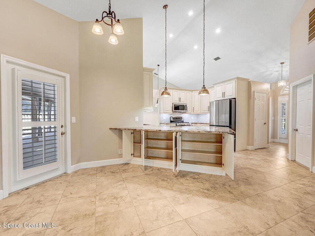 922 Spanish Wells Drive, Melbourne, FL 32940