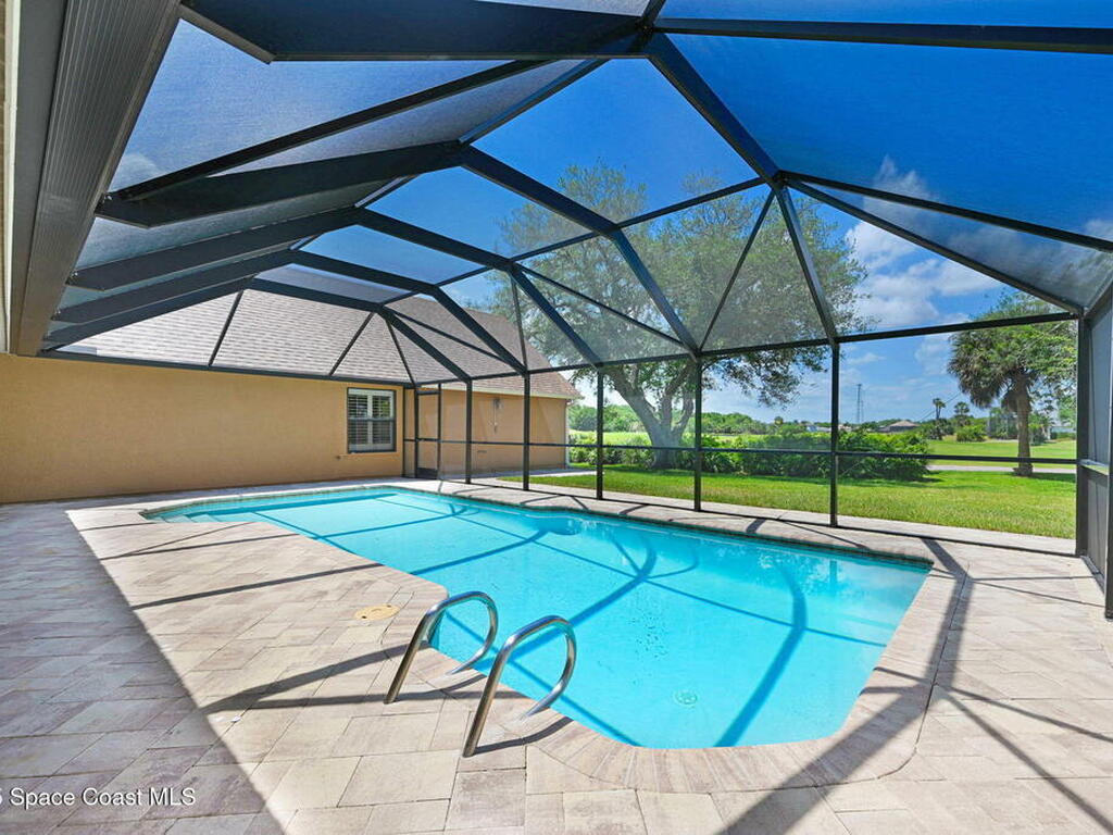 922 Spanish Wells Drive, Melbourne, FL 32940
