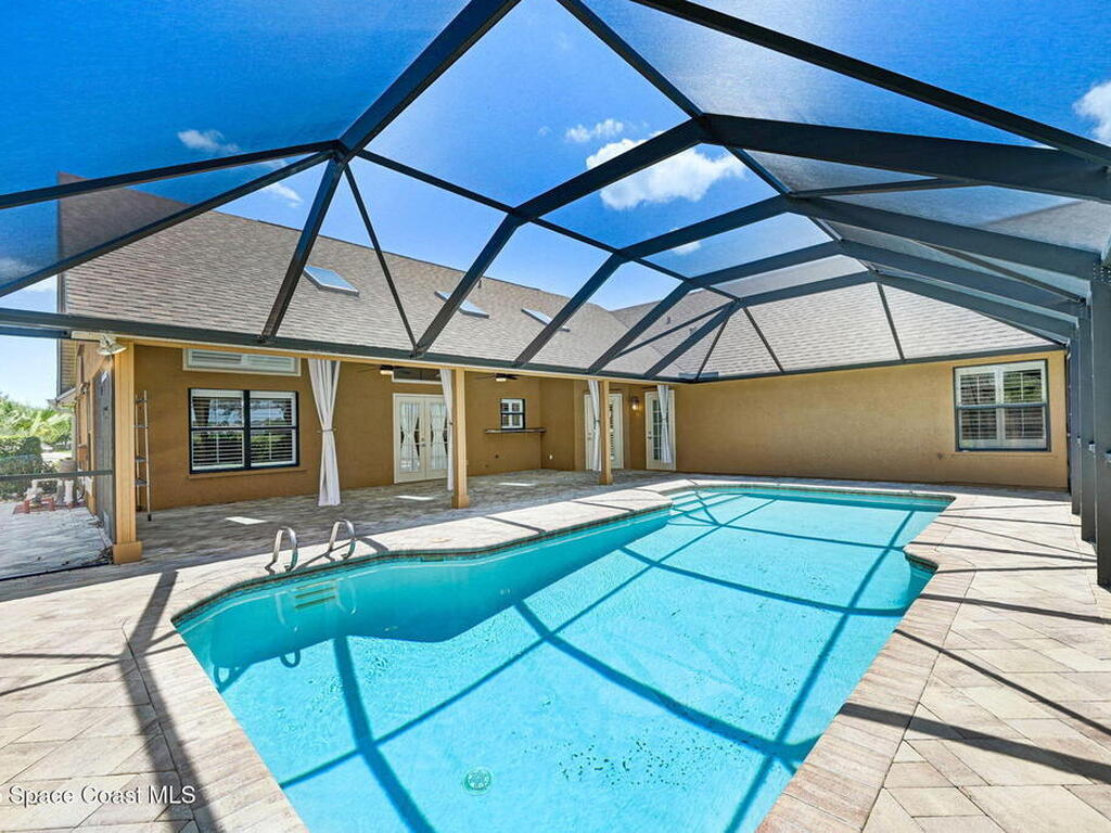 922 Spanish Wells Drive, Melbourne, FL 32940
