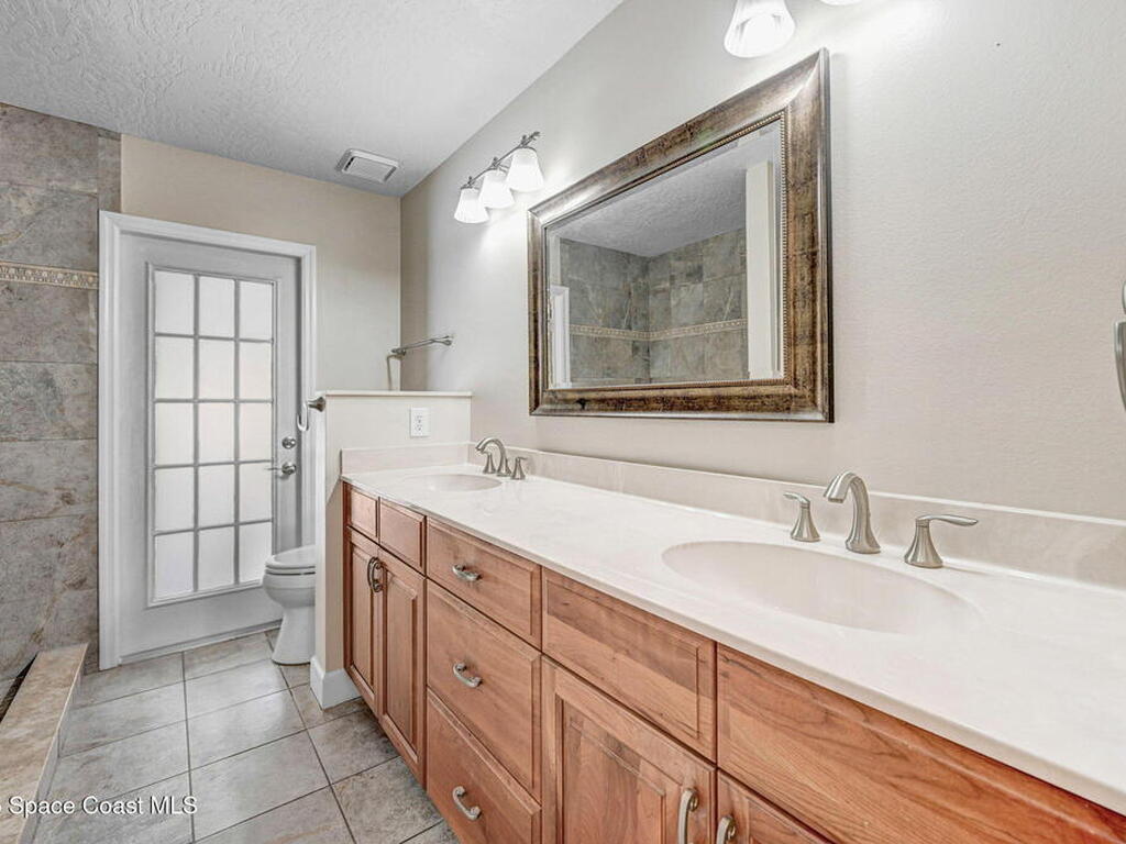 922 Spanish Wells Drive, Melbourne, FL 32940