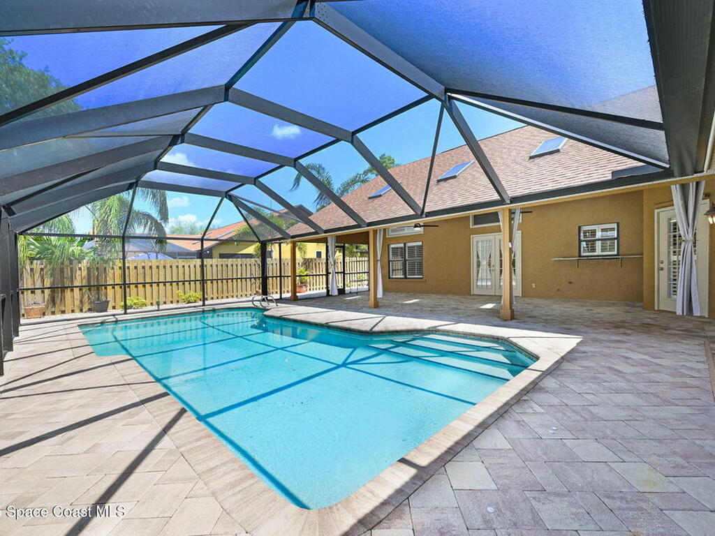 922 Spanish Wells Drive, Melbourne, FL 32940