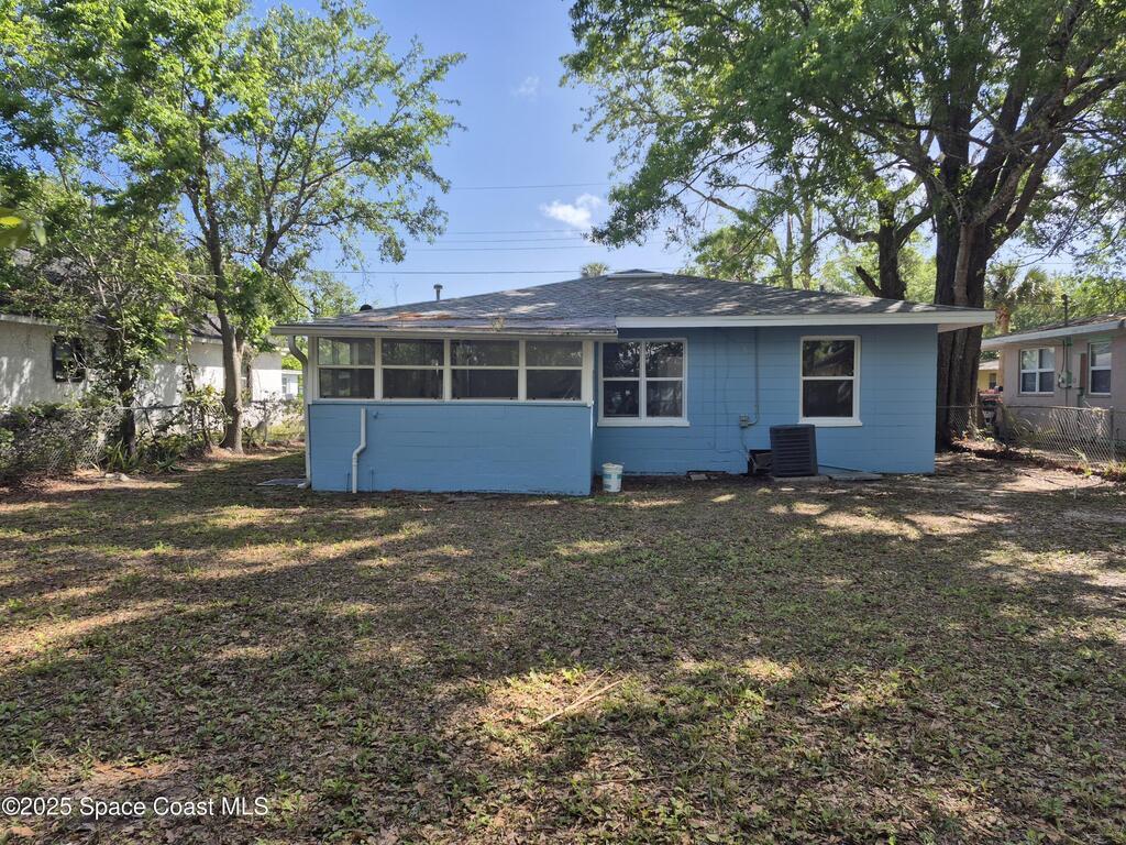 422 N Lincoln Street, Daytona Beach, FL 32114