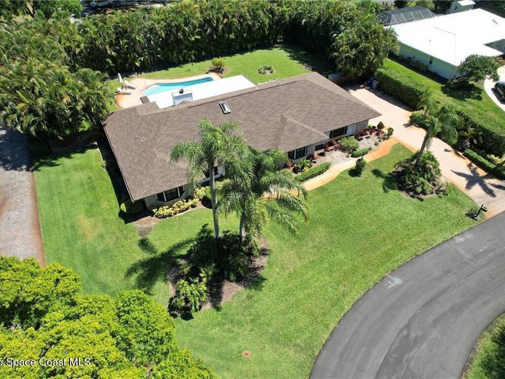 1090 31st Avenue, Vero Beach, FL 32960