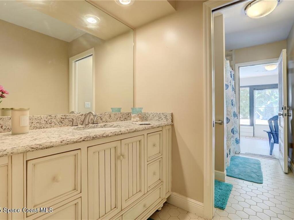 1090 31st Avenue, Vero Beach, FL 32960