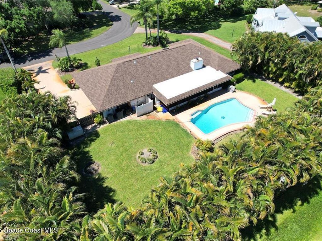 1090 31st Avenue, Vero Beach, FL 32960