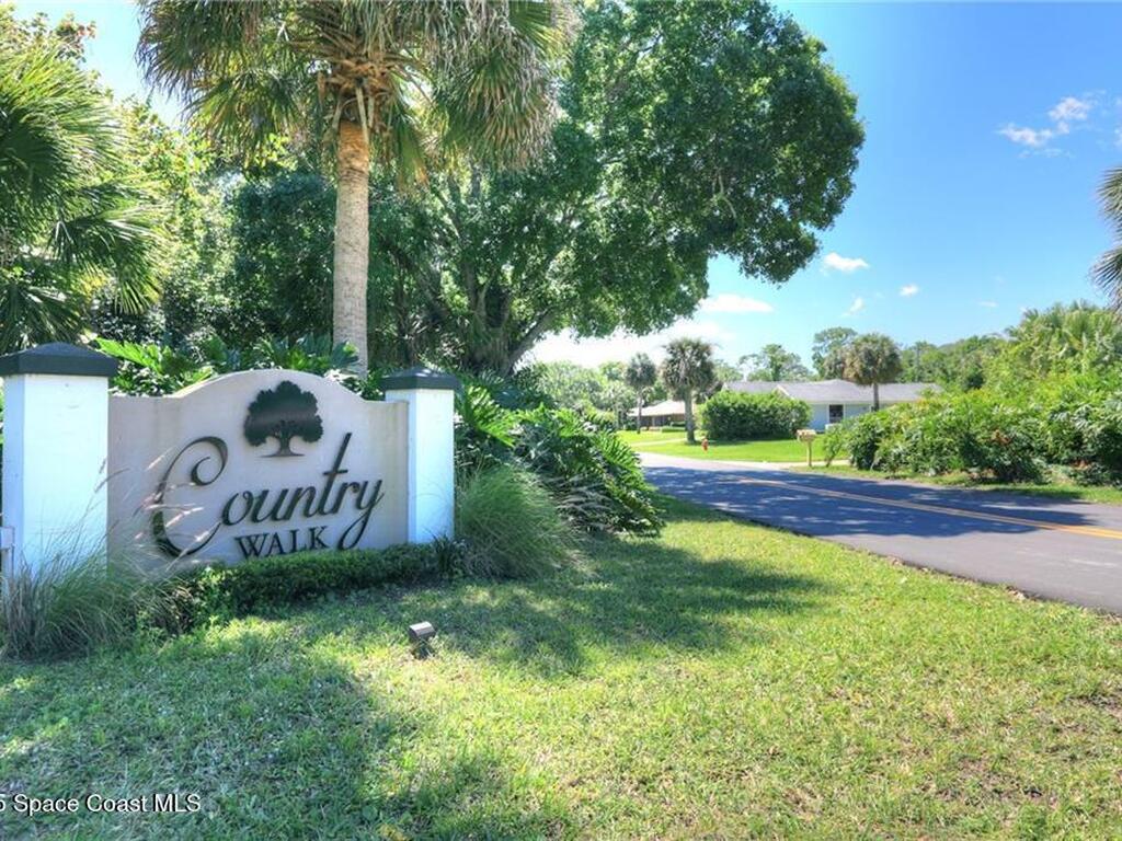 1090 31st Avenue, Vero Beach, FL 32960