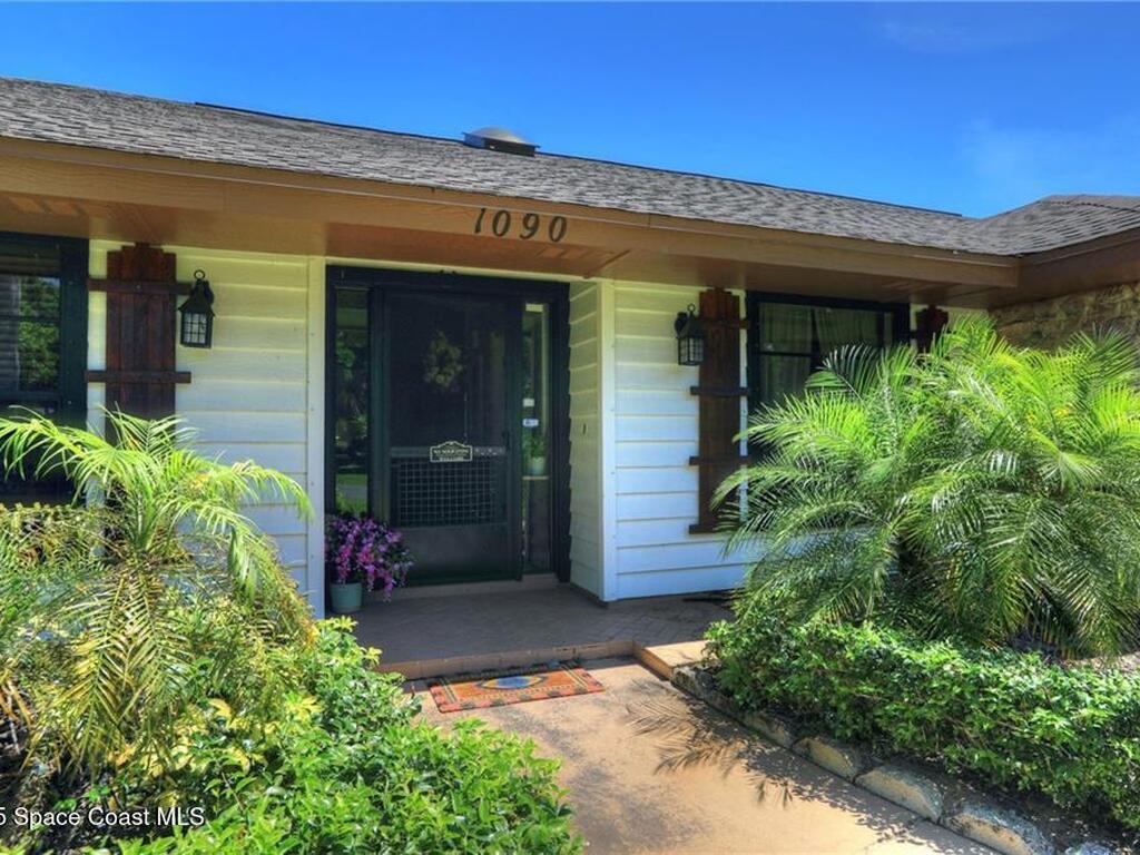 1090 31st Avenue, Vero Beach, FL 32960