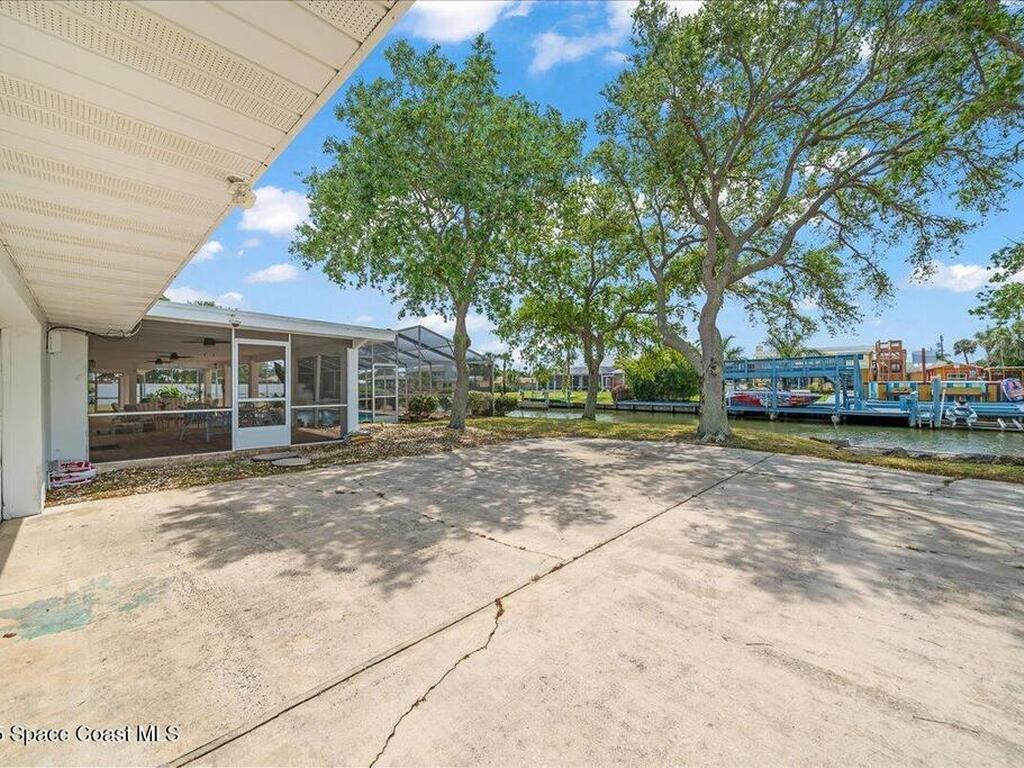 1790 Bay Shore Drive, Cocoa Beach, FL 32931
