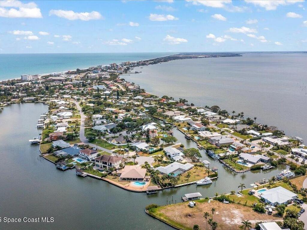 1790 Bay Shore Drive, Cocoa Beach, FL 32931