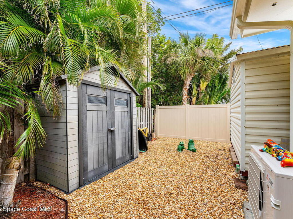 610 Mango Drive, Melbourne Beach, FL 32951