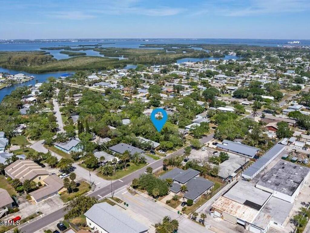 124 Cedar Avenue, Cocoa Beach, FL 32931