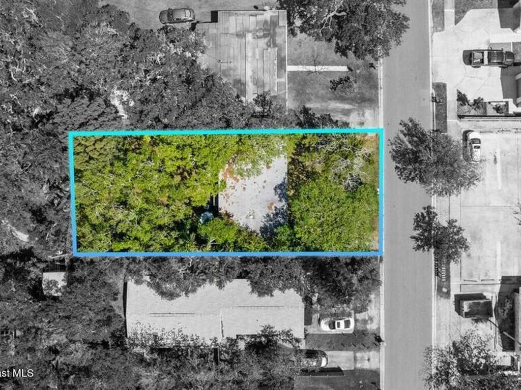 124 Cedar Avenue, Cocoa Beach, FL 32931