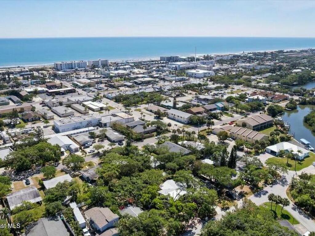 124 Cedar Avenue, Cocoa Beach, FL 32931