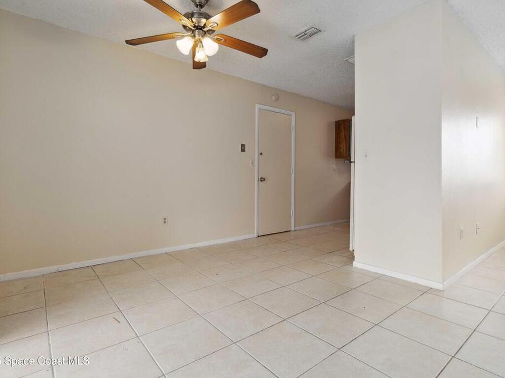 160 Crosspoint Street, Palm Bay, FL 32909