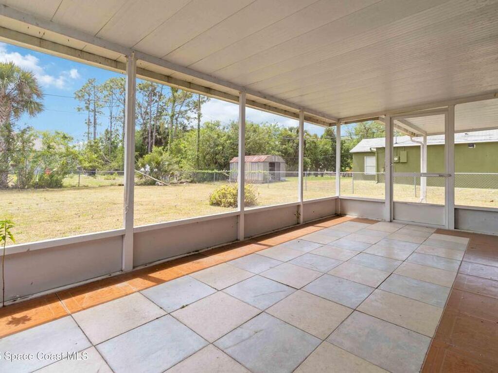 160 Crosspoint Street, Palm Bay, FL 32909