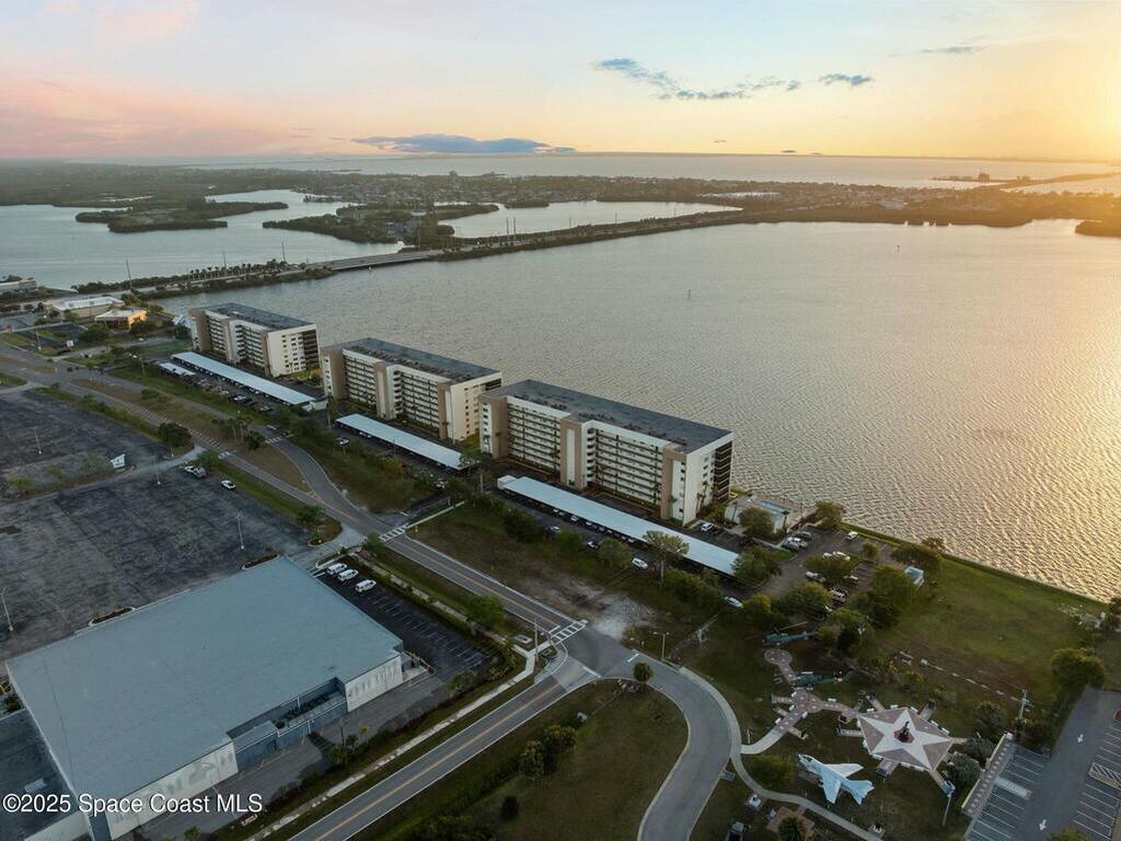 200 S Sykes Creek Parkway, Merritt Island, FL 32952