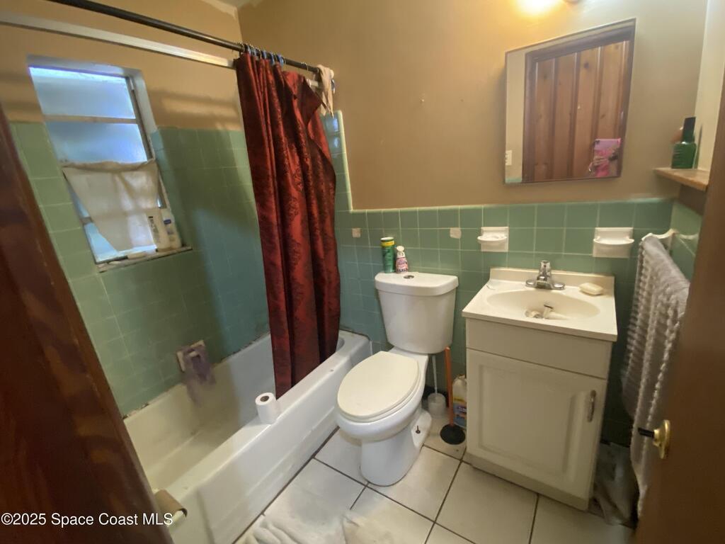 2 Annette Drive, Melbourne, FL 32904