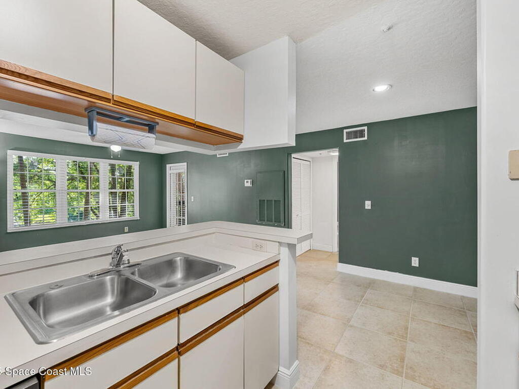 7667 N Wickham Road, Suntree, FL 32940