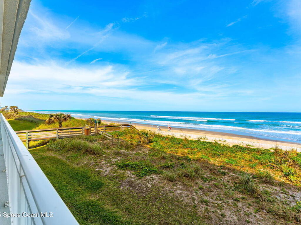 2035 Jimmy Buffett Mem Highway, Indian Harbour Beach, FL 32937