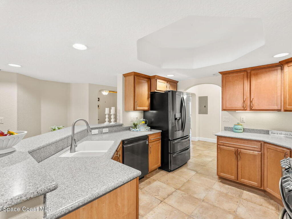 2035 Jimmy Buffett Mem Highway, Indian Harbour Beach, FL 32937