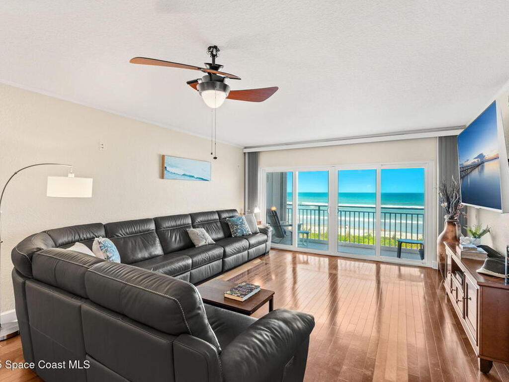 2035 Jimmy Buffett Mem Highway, Indian Harbour Beach, FL 32937