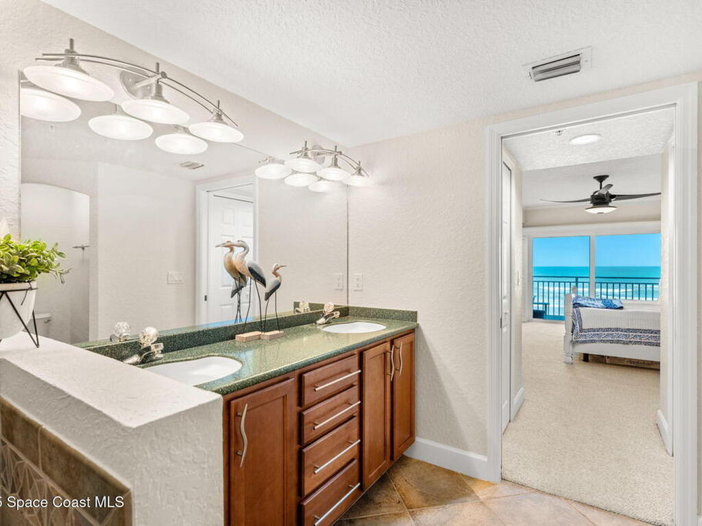 2035 Jimmy Buffett Mem Highway, Indian Harbour Beach, FL 32937