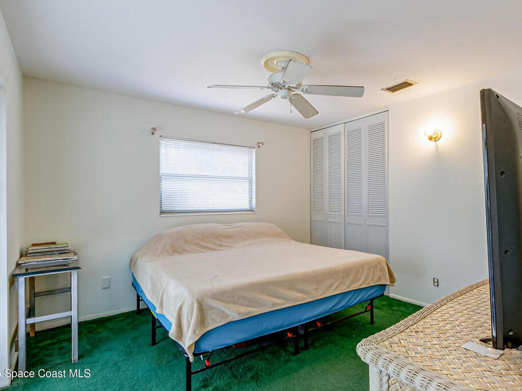 2180 Lakeview Drive, Melbourne, FL 32935