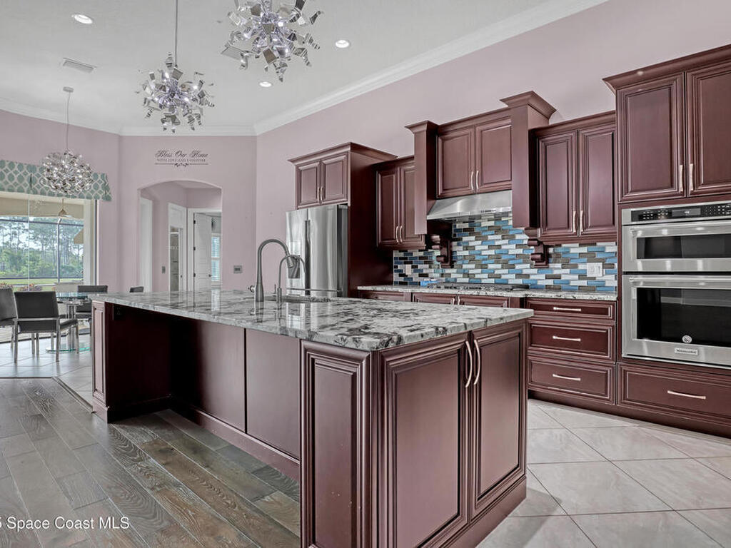 8011 Barrosa Circle, Melbourne, FL 32940