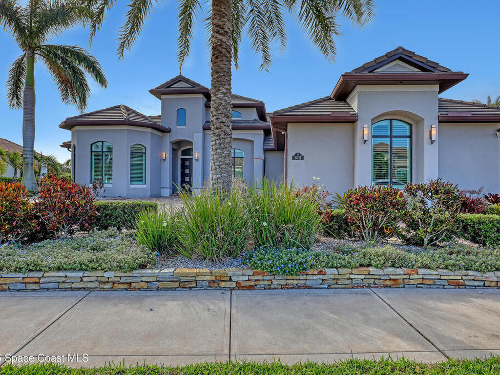 8011 Barrosa Circle, Melbourne, FL 32940