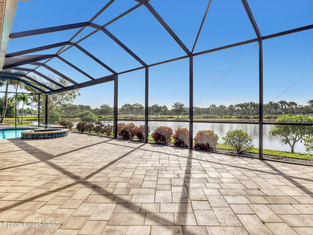 8011 Barrosa Circle, Melbourne, FL 32940