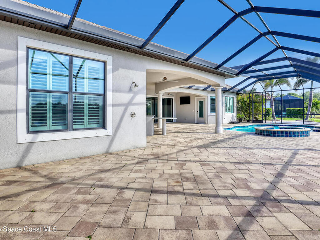 8011 Barrosa Circle, Melbourne, FL 32940
