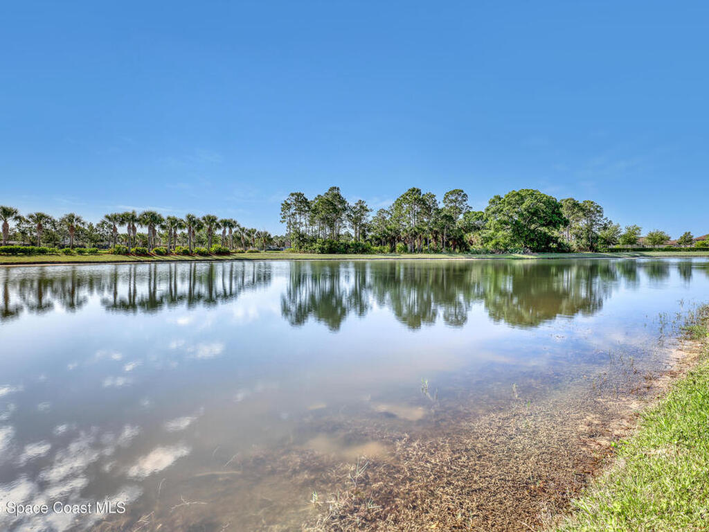 8011 Barrosa Circle, Melbourne, FL 32940