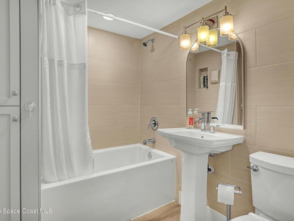 1923 Highway A1a, Indian Harbour Beach, FL 32937