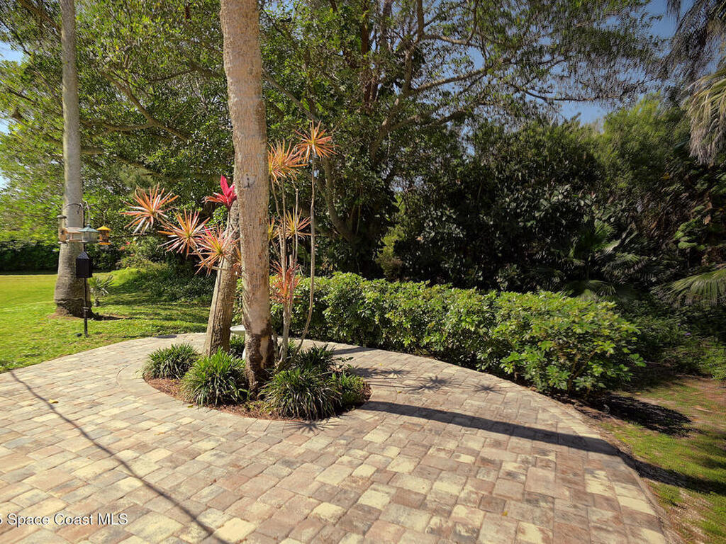 169 Amber Place, Melbourne Beach, FL 32951